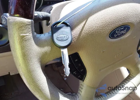 2006 Ford Expedition Eddie Bauer/King Ranch from USA, damaged, VIN 1FMPU17566LA81650